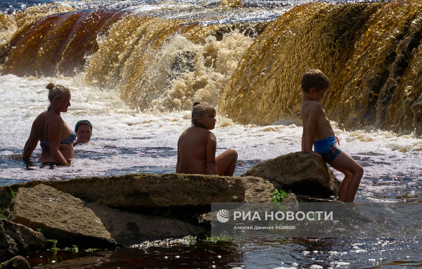 Тосненский водопад