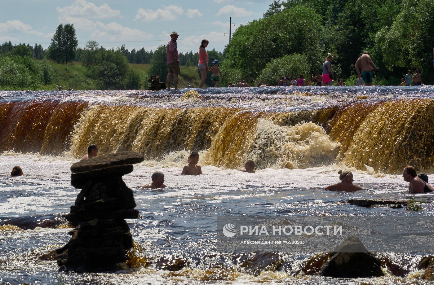 Тосненский водопад