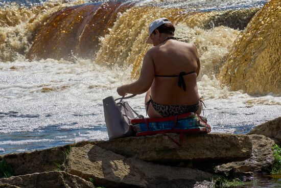 Тосненский водопад