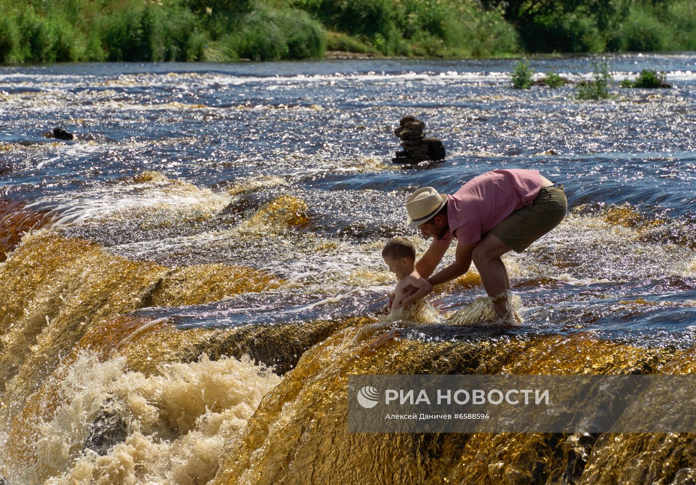 Тосненский водопад