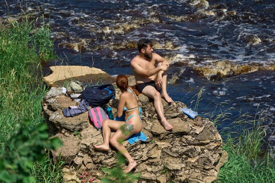 Тосненский водопад