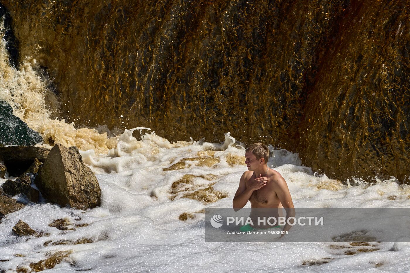 Тосненский водопад