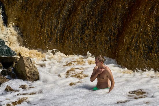 Тосненский водопад