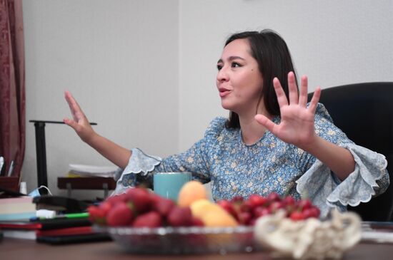 Интервью с певицей Манижей