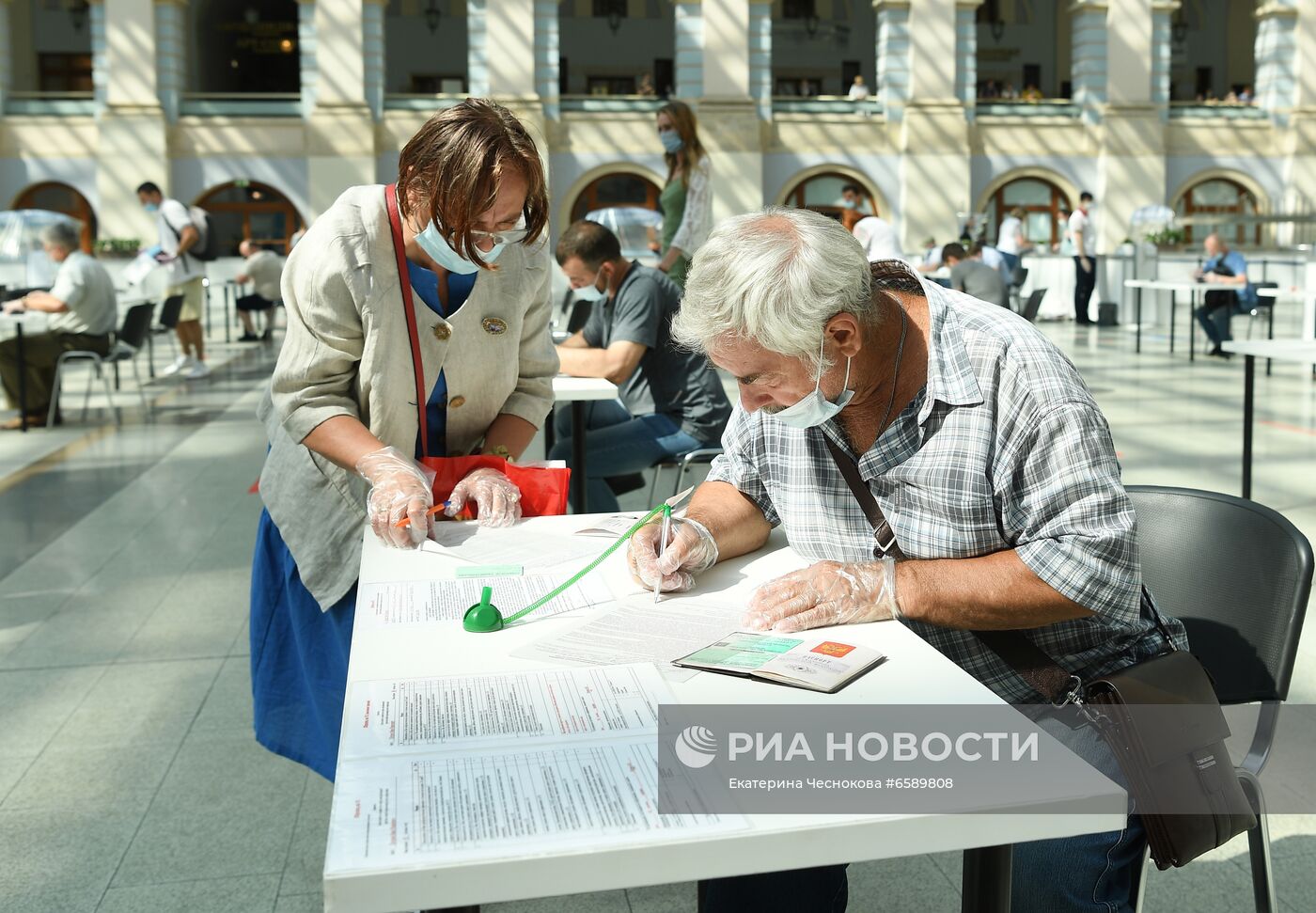 Вакцинация в Гостином дворе