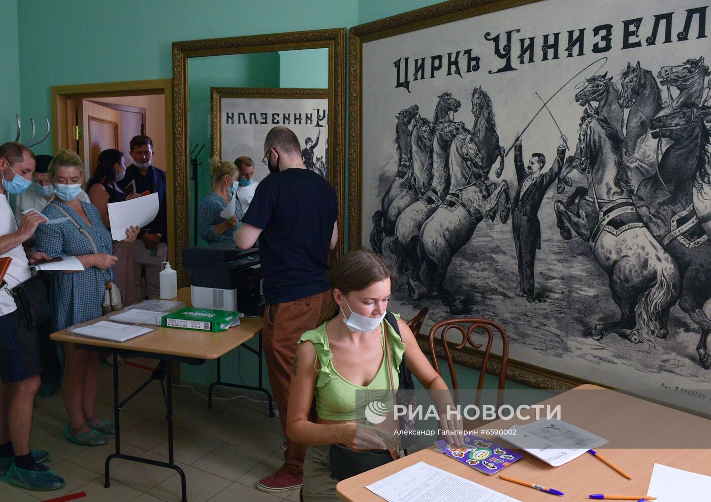 Старт повторной вакцинации от COVID-19 в Санкт-Петербурге