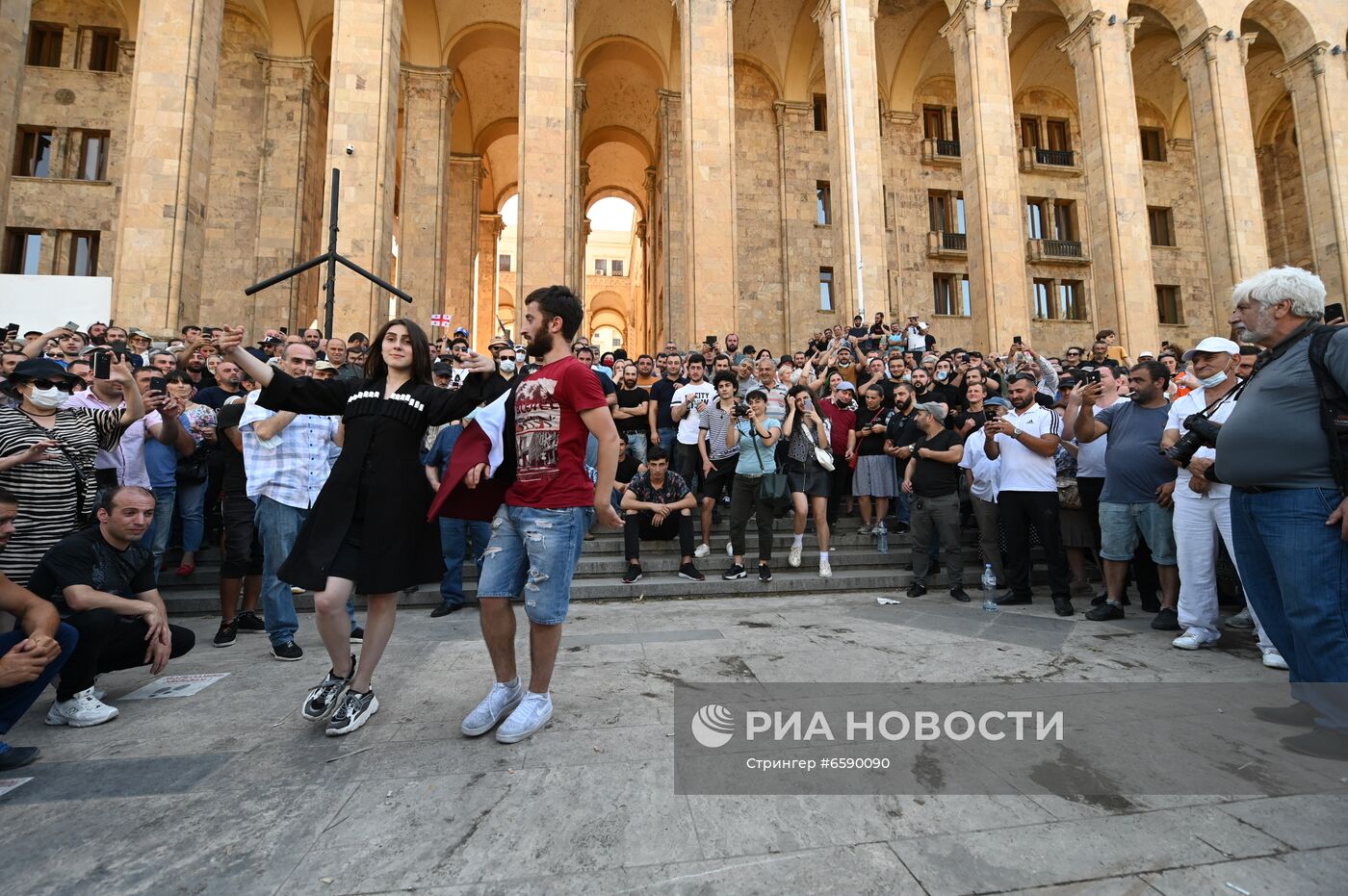 Акция против проведения ЛГБТ-парада в Грузии