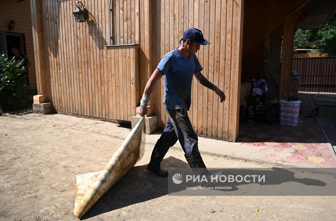 Последствия подтопления в Сочи