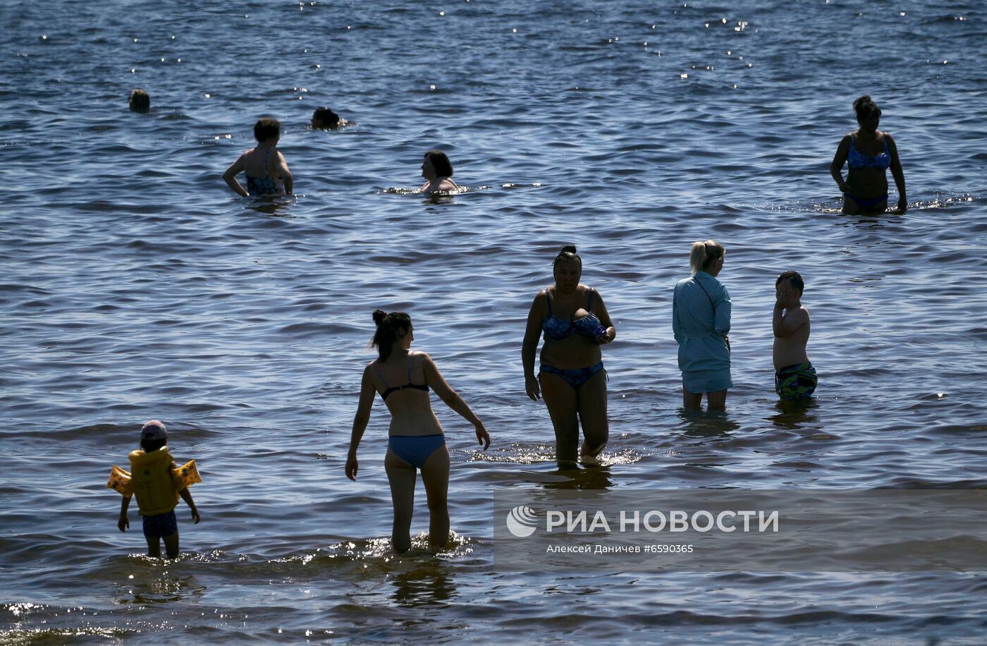 Жаркая погода в Санкт-Петербурге