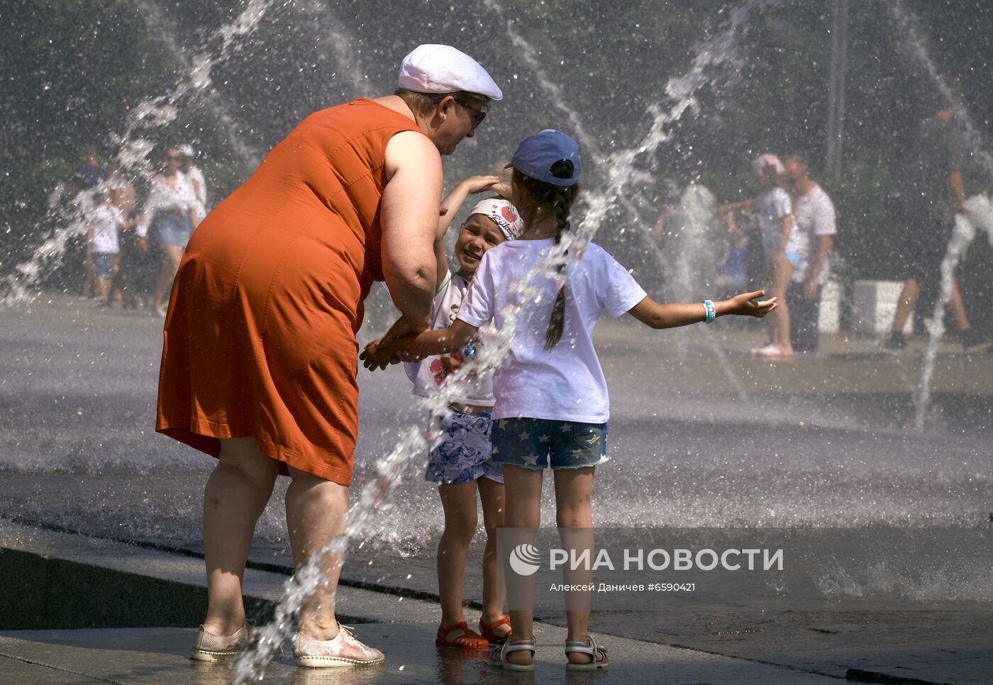 Жаркая погода в Санкт-Петербурге