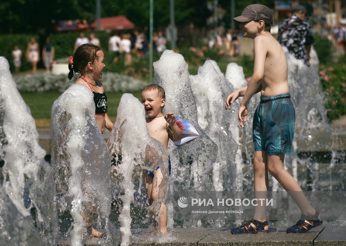 Жаркая погода в Санкт-Петербурге