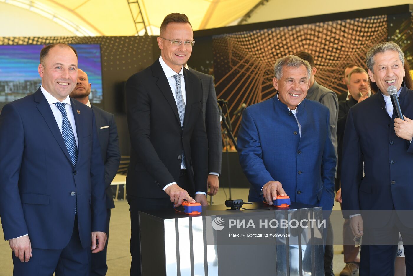 Закладка производства резино-модифицированного битума компании "Татнефть" в Татарстане