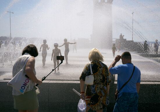 Жаркая погода в Санкт-Петербурге