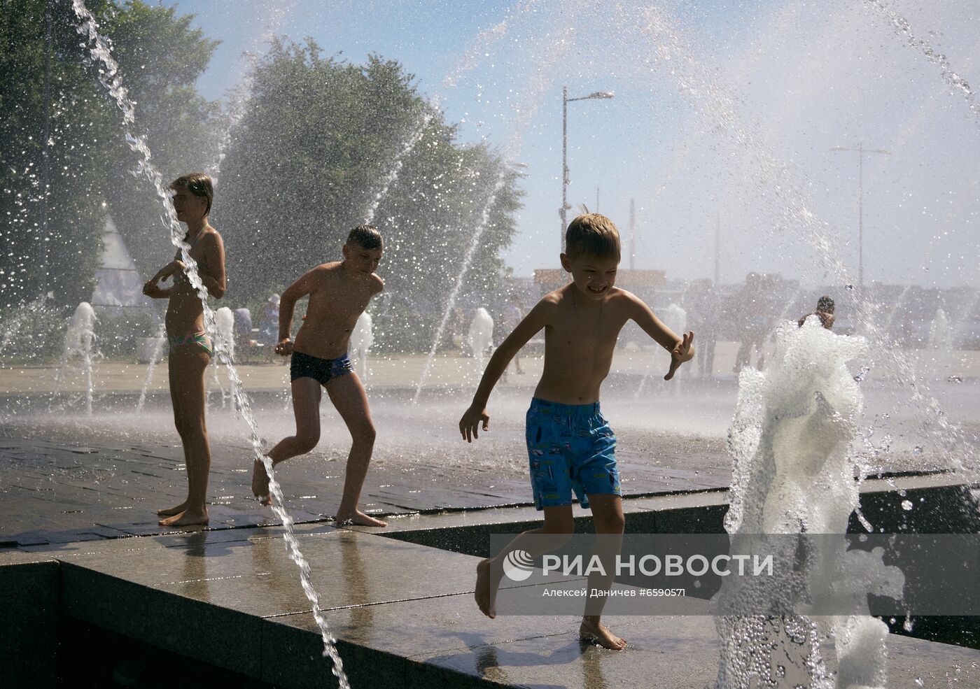 Жаркая погода в Санкт-Петербурге