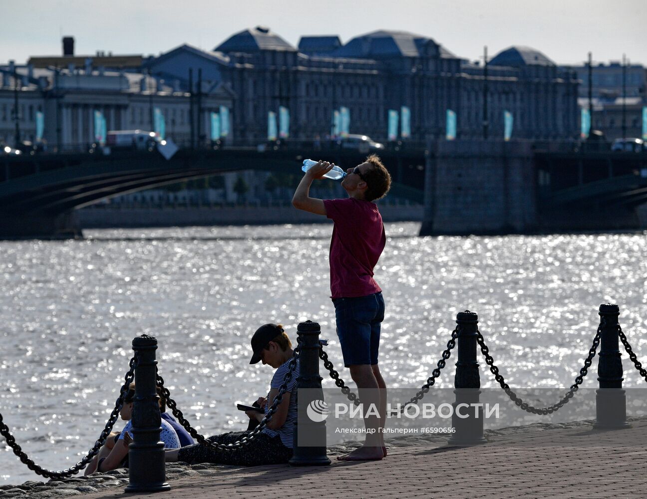 Жаркая погода в Санкт-Петербурге