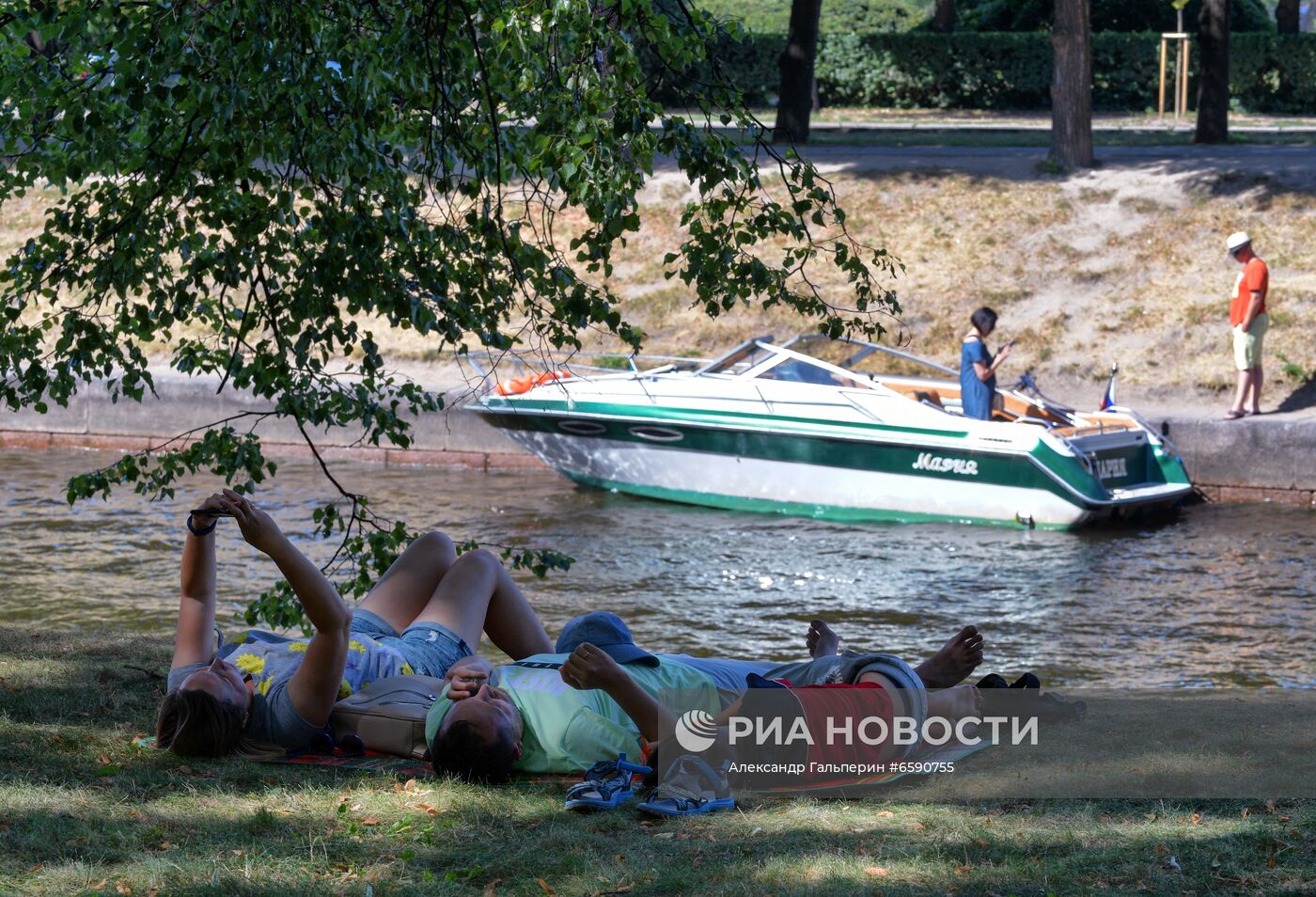 Жаркая погода в Санкт-Петербурге