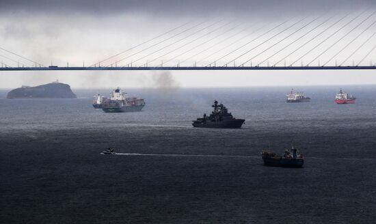 Возвращение кораблей ТОФ после учений в Тихом океане во Владивосток