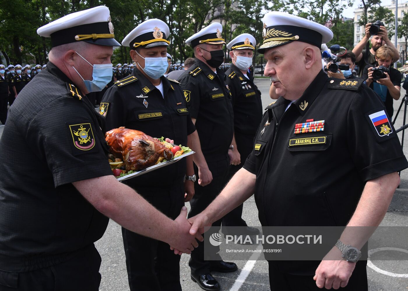 Возвращение кораблей ТОФ после учений в Тихом океане во Владивосток