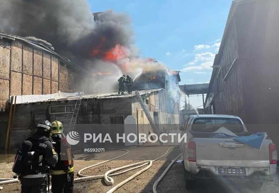 Пожар на складе на юго-востоке Москвы