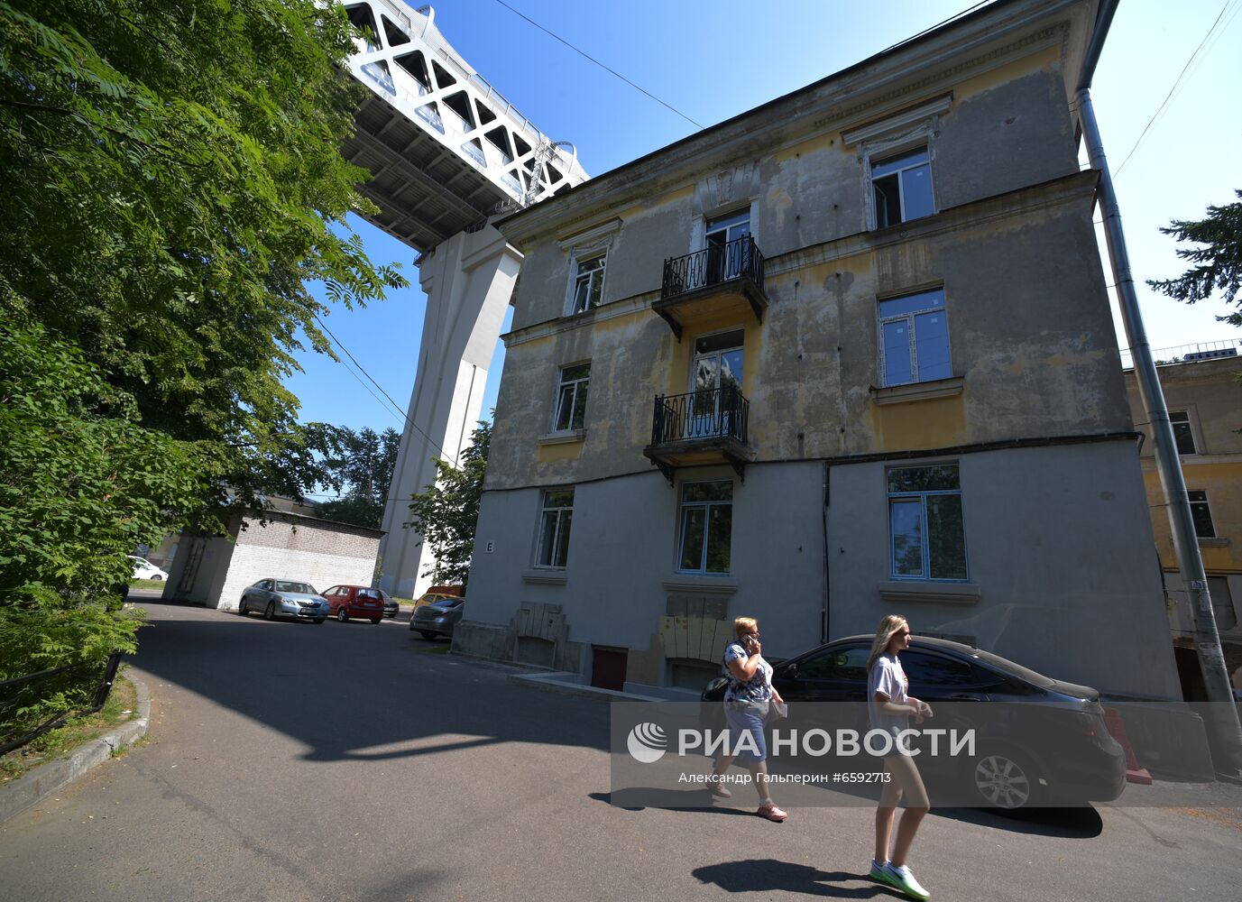 В расселенном из-за шума доме в Санкт-Петербурге началась продажа апартаментов