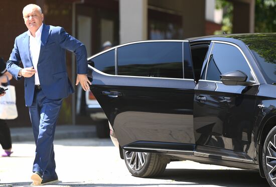 Предвыборная поездка лидера ПСРМ И. Додона по стране