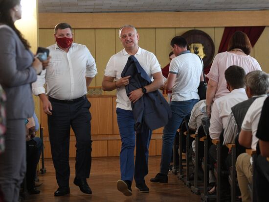 Предвыборная поездка лидера ПСРМ И. Додона по стране