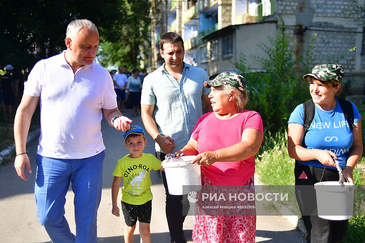 Предвыборная поездка лидера ПСРМ И. Додона по стране