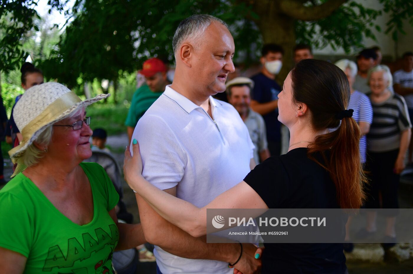 Предвыборная поездка лидера ПСРМ И. Додона по стране