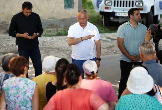 Предвыборная поездка лидера ПСРМ И. Додона по стране