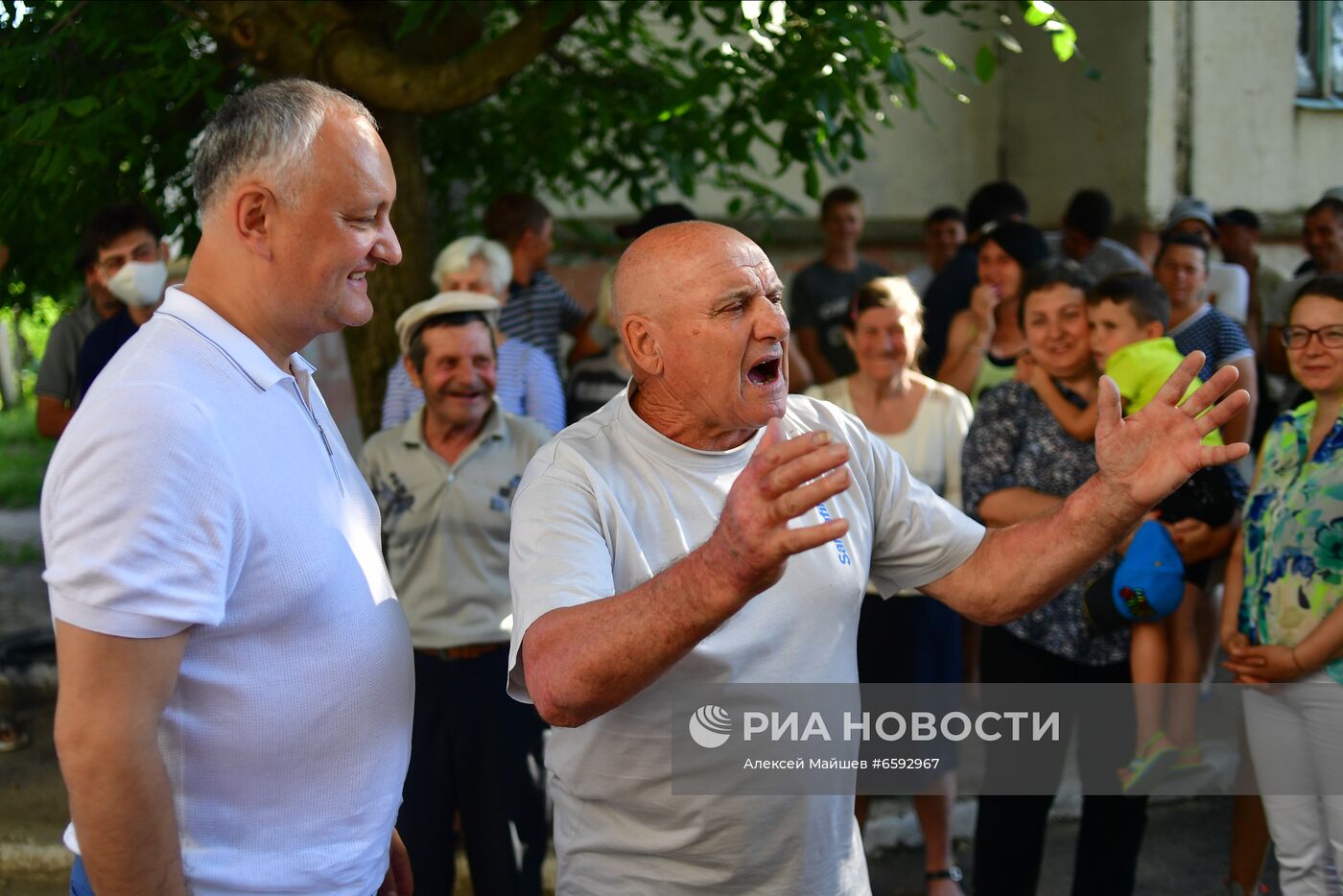 Предвыборная поездка лидера ПСРМ И. Додона по стране