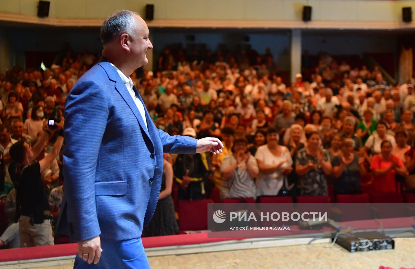 Предвыборная поездка лидера ПСРМ И. Додона по стране