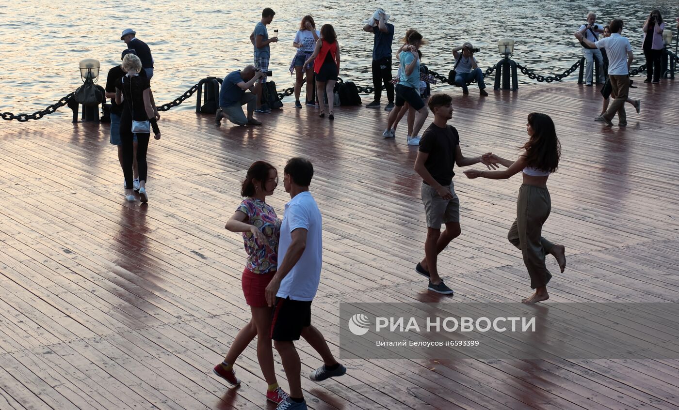 Отдых горожан в Москве