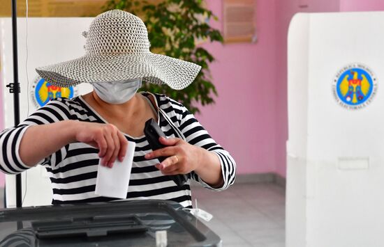 Досрочные парламентские выборы в Молдавии