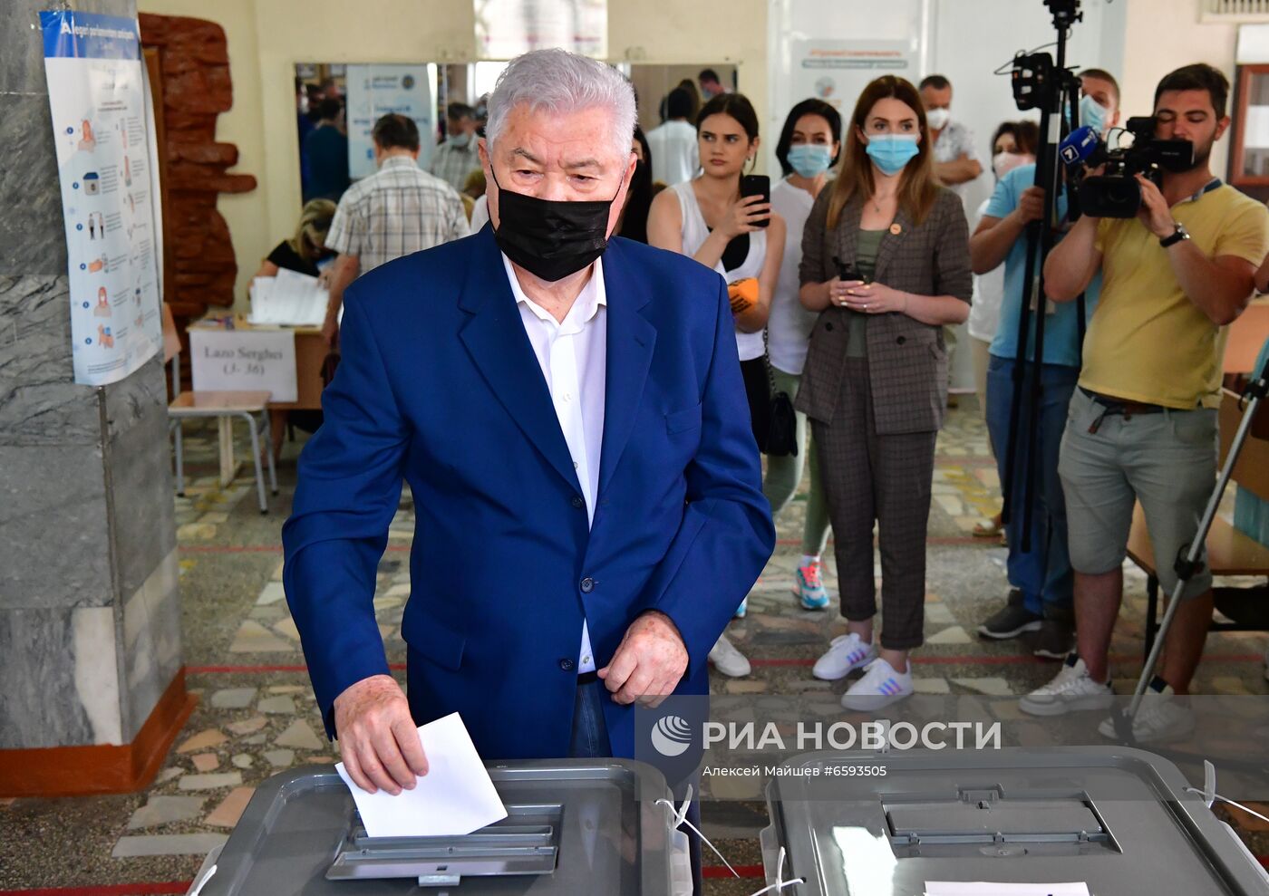 Досрочные парламентские выборы в Молдавии