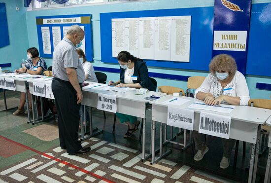 Досрочные парламентские выборы в Молдавии