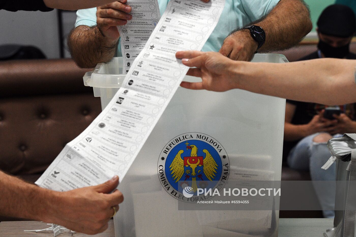 Досрочные парламентские выборы в Молдавии