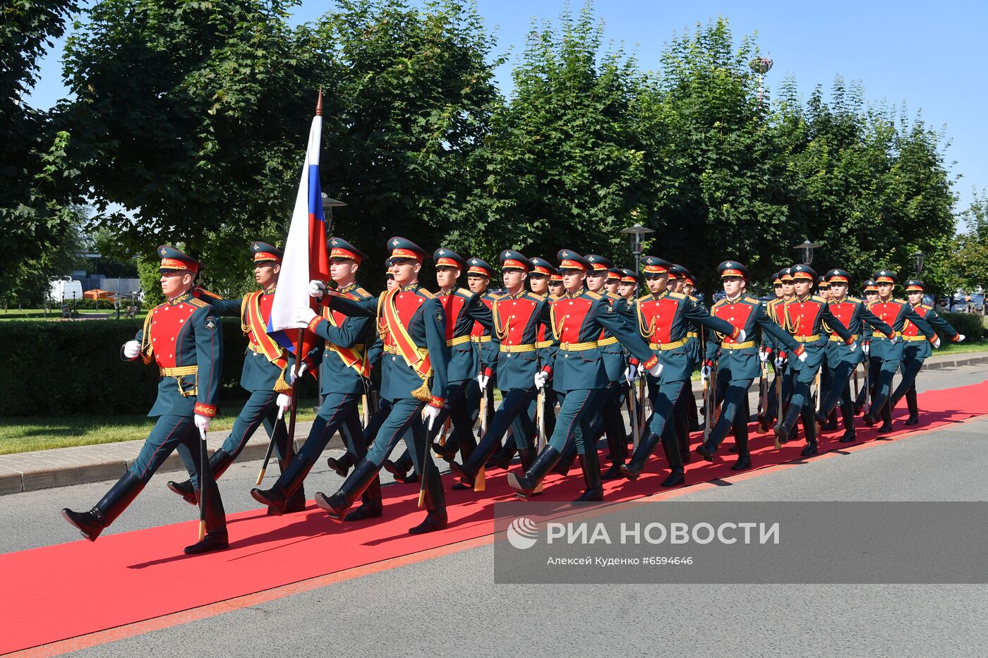 Отправка останков генерала Гюдена во Францию