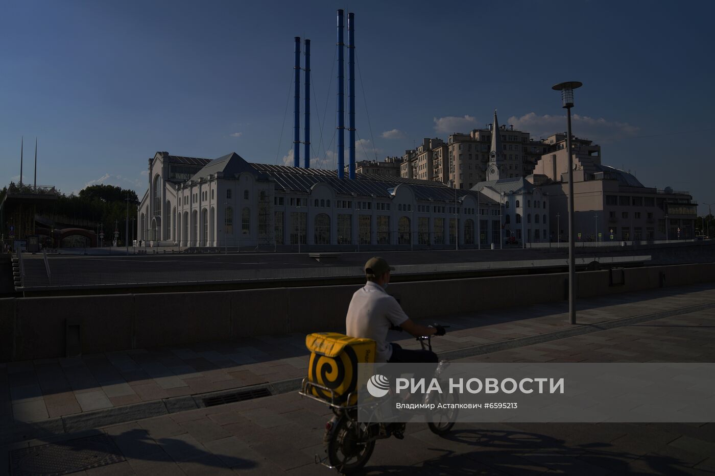 В центре Москвы завершили реконструкцию исторического здания ГЭС-2