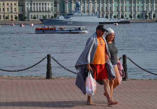 Корабли на рейде в преддверии Дня ВМФ в Санкт-Петербурге