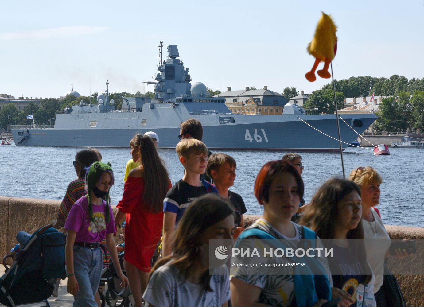 Корабли на рейде в преддверии Дня ВМФ в Санкт-Петербурге