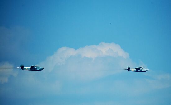 Репетиция воздушной части парада ко Дню ВМФ