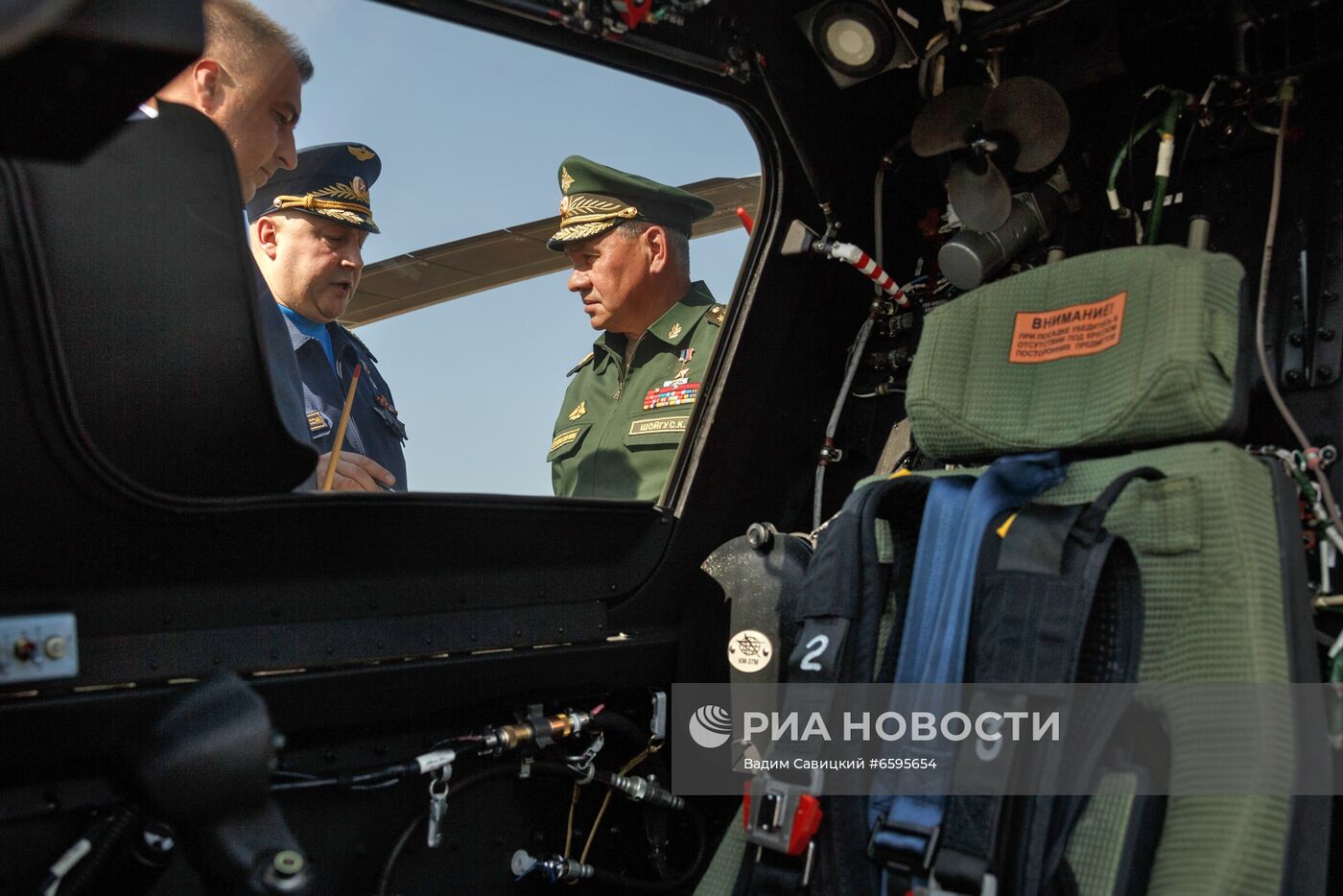 Рабочая поездка министра обороны РФ С. Шойгу в Южный военный округ