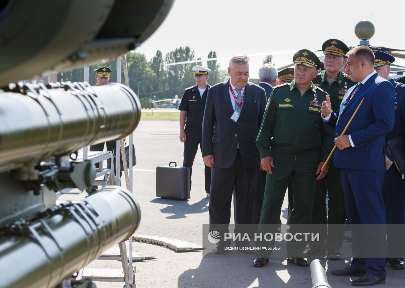 Рабочая поездка министра обороны РФ С. Шойгу в Южный военный округ