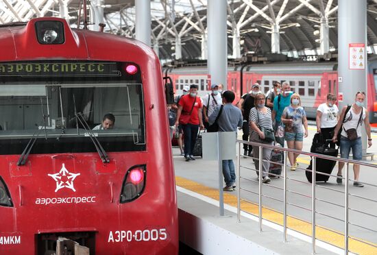 Открытие нового пассажирского терминала "Аэроэкспресс" в Домодедово 