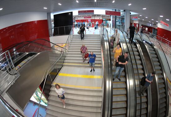 Открытие нового пассажирского терминала "Аэроэкспресс" в Домодедово 