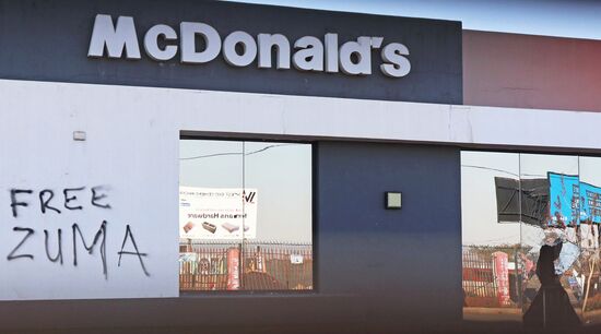 Беспорядки в ЮАР