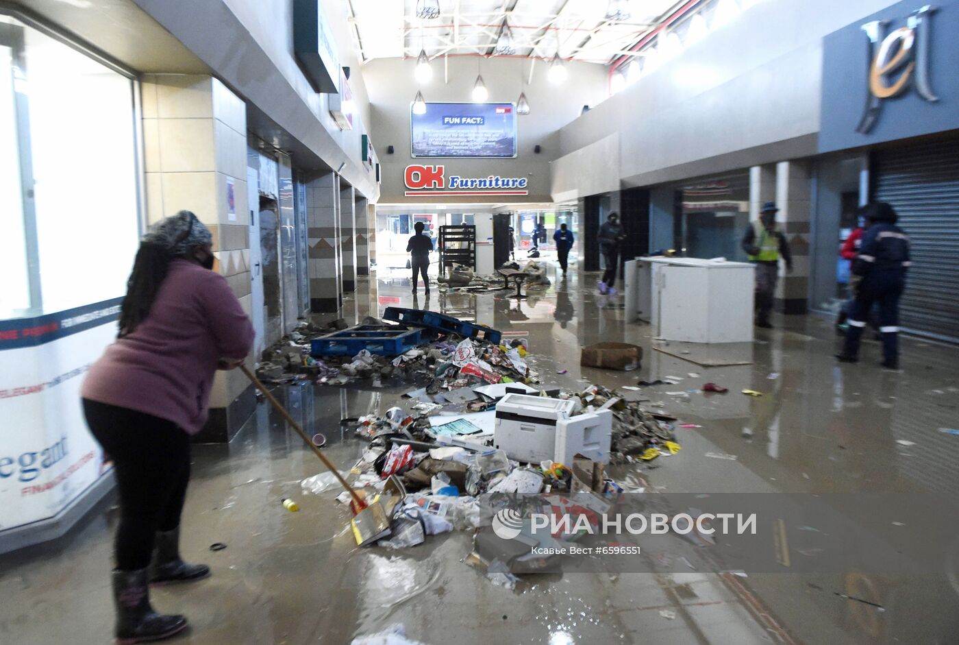 Беспорядки в ЮАР