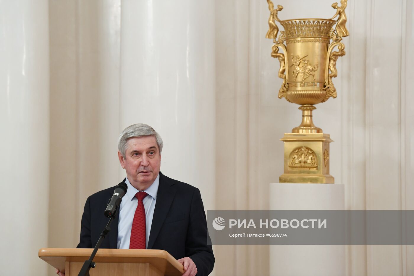 Мероприятия по случаю подписания договора о сотрудничестве между Россией и Китаем