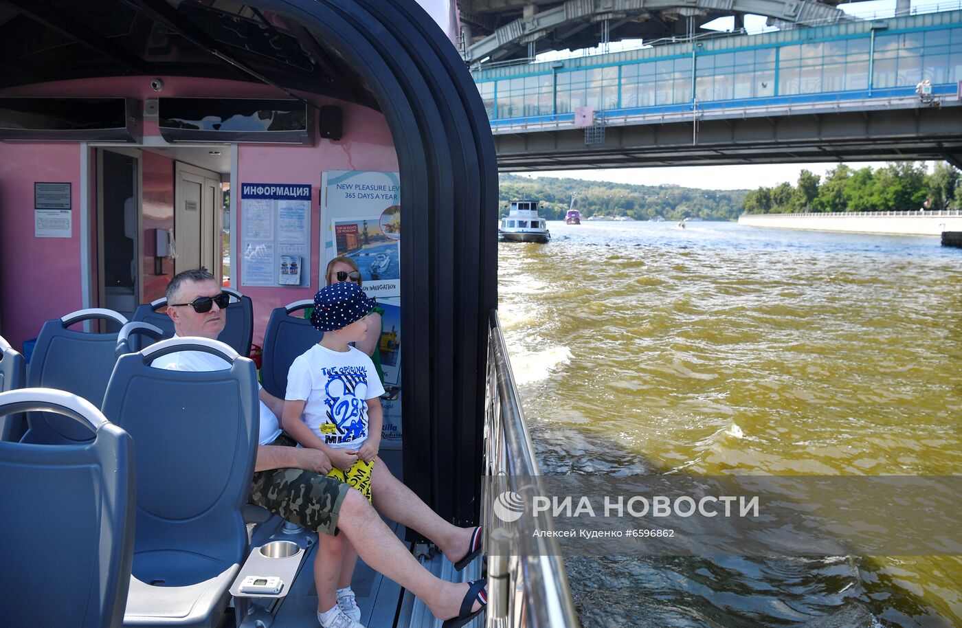 Речные прогулки по Москве-реке