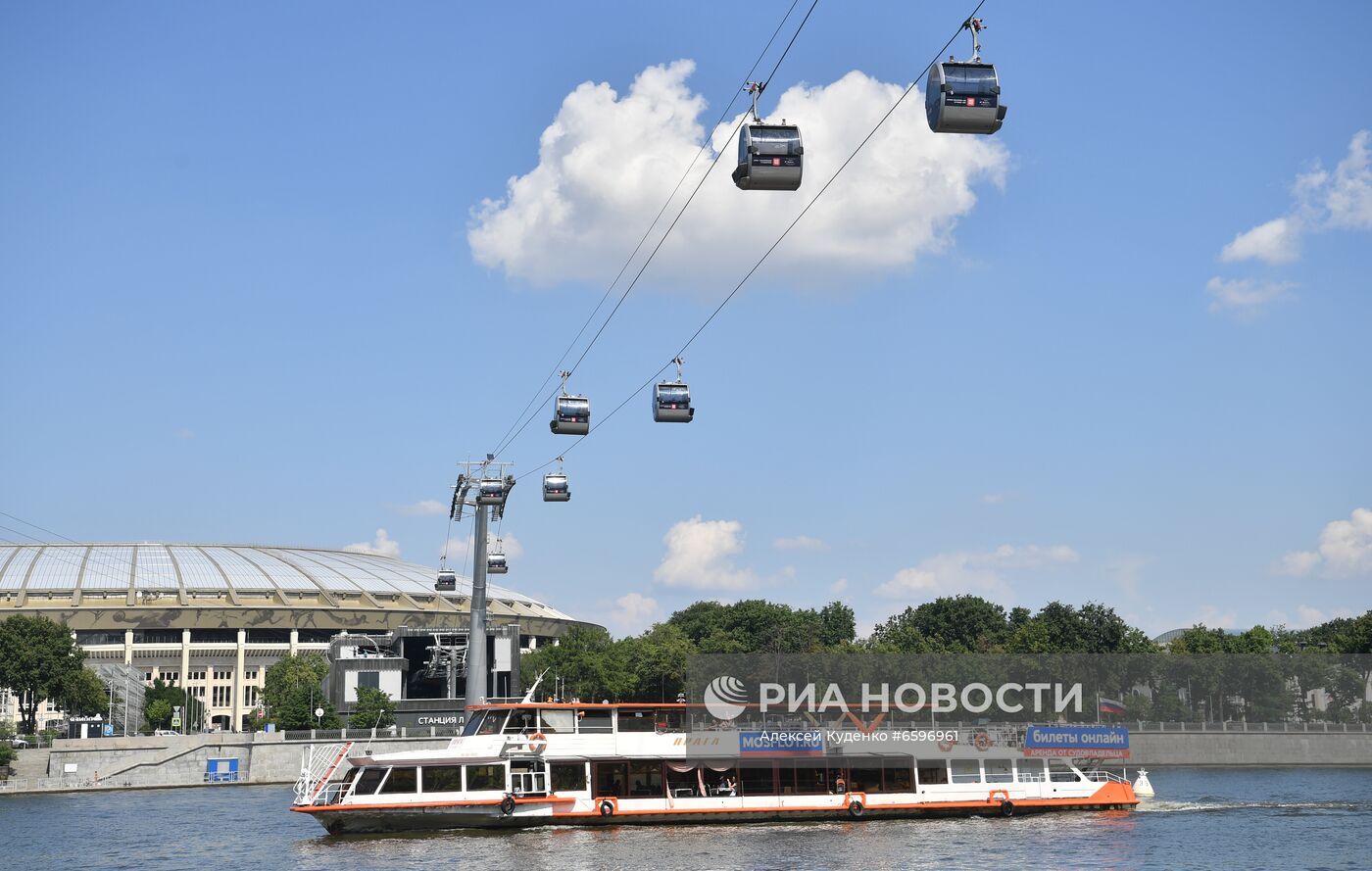 Речные прогулки по Москве-реке